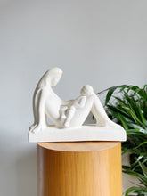 Load image into Gallery viewer, Vintage Mother and Child Statue