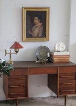 Load image into Gallery viewer, Antique Oil Portrait

