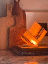 Load image into Gallery viewer, Banded Onyx Cube Lamp
