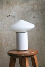 Load image into Gallery viewer, Mid Century Modern Table Lamp
