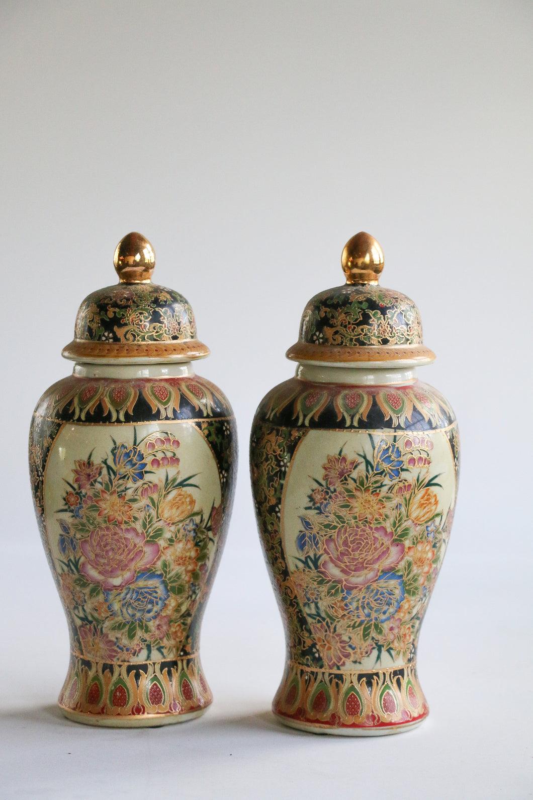 Pair of Ginger Jars / vase