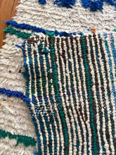 Load image into Gallery viewer, Amara- Vintage Moroccan Rug
