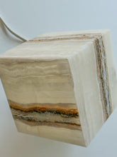 Load image into Gallery viewer, Banded Onyx Cube Lamp
