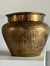 Load image into Gallery viewer, Etched Brass Vase// Planter
