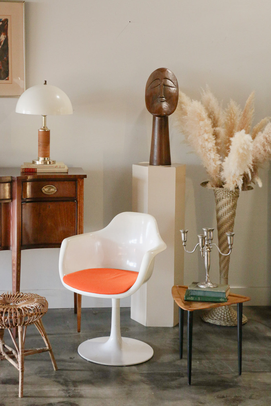 Ivory Mid Century Modern Pedestal