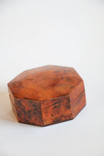 Load image into Gallery viewer, Burl Wood Box
