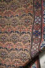 Load image into Gallery viewer, Antique Handknotted Wool Rug|ella

