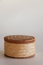 Load image into Gallery viewer, Woven Basket with Lid

