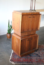 Load image into Gallery viewer, Pair of Mid Century Modern Nightstands
