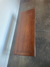 Load image into Gallery viewer, Mid Century Modern Coffee Table
