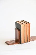 Load image into Gallery viewer, Set of Vintage Wooden Bookends

