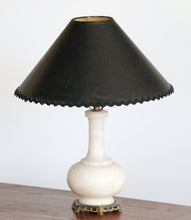 Load image into Gallery viewer, Vintage Marble Table Lamp
