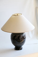 Load image into Gallery viewer, Mid Century Modern Ceramic Table Lamp
