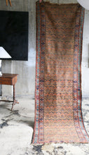 Load image into Gallery viewer, Antique Handknotted Wool Rug|ella

