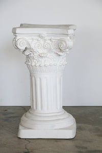 Vintage Neoclassical - Style Column
Plaster Pedestal / Side Table