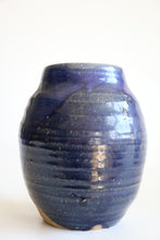 Load image into Gallery viewer, Handmade Ceramic Vase
