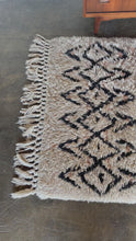 Load and play video in Gallery viewer, Handmade Moroccan Berber Wool Rug
