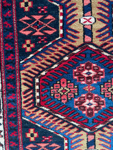 Load image into Gallery viewer, Vintage Hand Knotted Wool Rug
