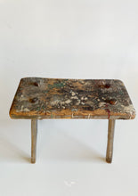 Load image into Gallery viewer, Antique Splayed Leg Artist Step Stool
