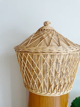 Load image into Gallery viewer, Woven Basket with Lid
