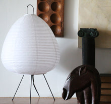 Load image into Gallery viewer, Rice Paper Tripod Table Lamp
