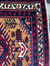 Load image into Gallery viewer, Vintage Hand Knotted Wool Rug
