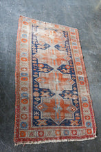 Load image into Gallery viewer, Vintage Hand Knotted Wool Rug
