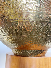 Load image into Gallery viewer, Extra Large Brass Planter Made in Hong Kong
