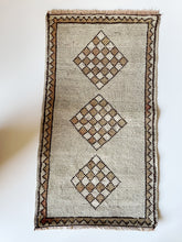 Load image into Gallery viewer, Vintage Hand Knotted Wool Rug
