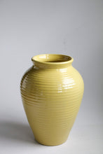 Load image into Gallery viewer, Ceramic Vase
