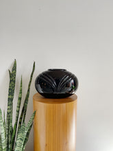 Load image into Gallery viewer, Vintage Royal Haeger Vase 4364

