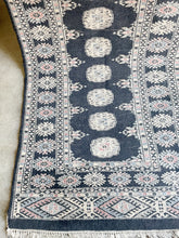 Load image into Gallery viewer, Vintage Hand Knotted Wool Rug
