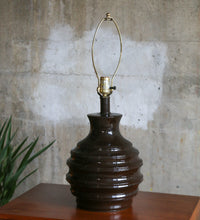 Load image into Gallery viewer, Mid Century Modern Ceramic Table Lamp Lamp
