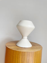 Load image into Gallery viewer, Heager Mid Century Modern Ceramic Planter
