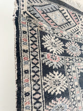 Load image into Gallery viewer, Vintage Hand Knotted Wool Rug
