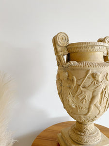 Grecian Urn // Vase