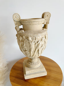 Grecian Urn // Vase