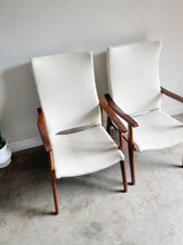 Load image into Gallery viewer, Pair Of Mid Century Modern Lounge Chairs

