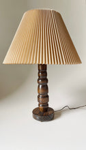 Load image into Gallery viewer, Totem Pole Wooden Lamp

