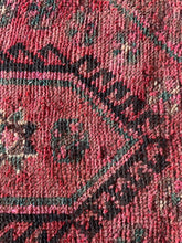 Load image into Gallery viewer, Vintage Hand Knotted Wool Rug
