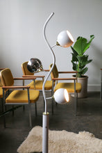 Load image into Gallery viewer, Mid Century Modern Floor Lamp
