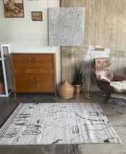 Load image into Gallery viewer, Hand-knotted Wool Rug
