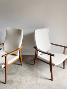 Pair Of Mid Century Modern Lounge Chairs