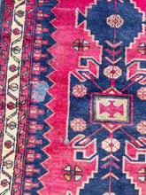 Load image into Gallery viewer, Hand Knotted Wool Rug
