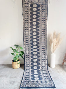Vintage Hand Knotted Wool Rug