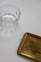 Load image into Gallery viewer, Set of Two Arcoroc France Glass Bowls w Ached Detail
