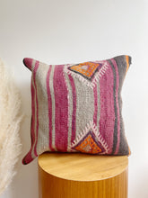 Load image into Gallery viewer, Wool Kilim Rug Pillow 17in x 17in
