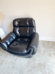Mid Century Modern Pod Style Black Tufted Armchair by Overman