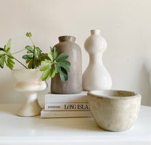 Load image into Gallery viewer, Vintage Mid Century Modern Vase
