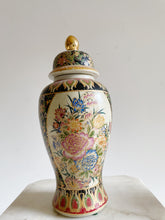 Load image into Gallery viewer, Pair of Ginger Jars / vase

